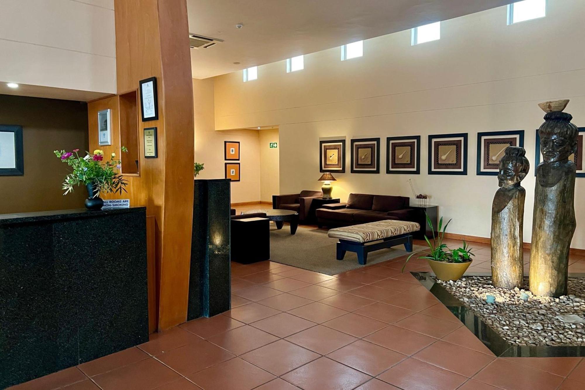 Protea Hotel By Marriott Ondangwa Eksteriør billede
