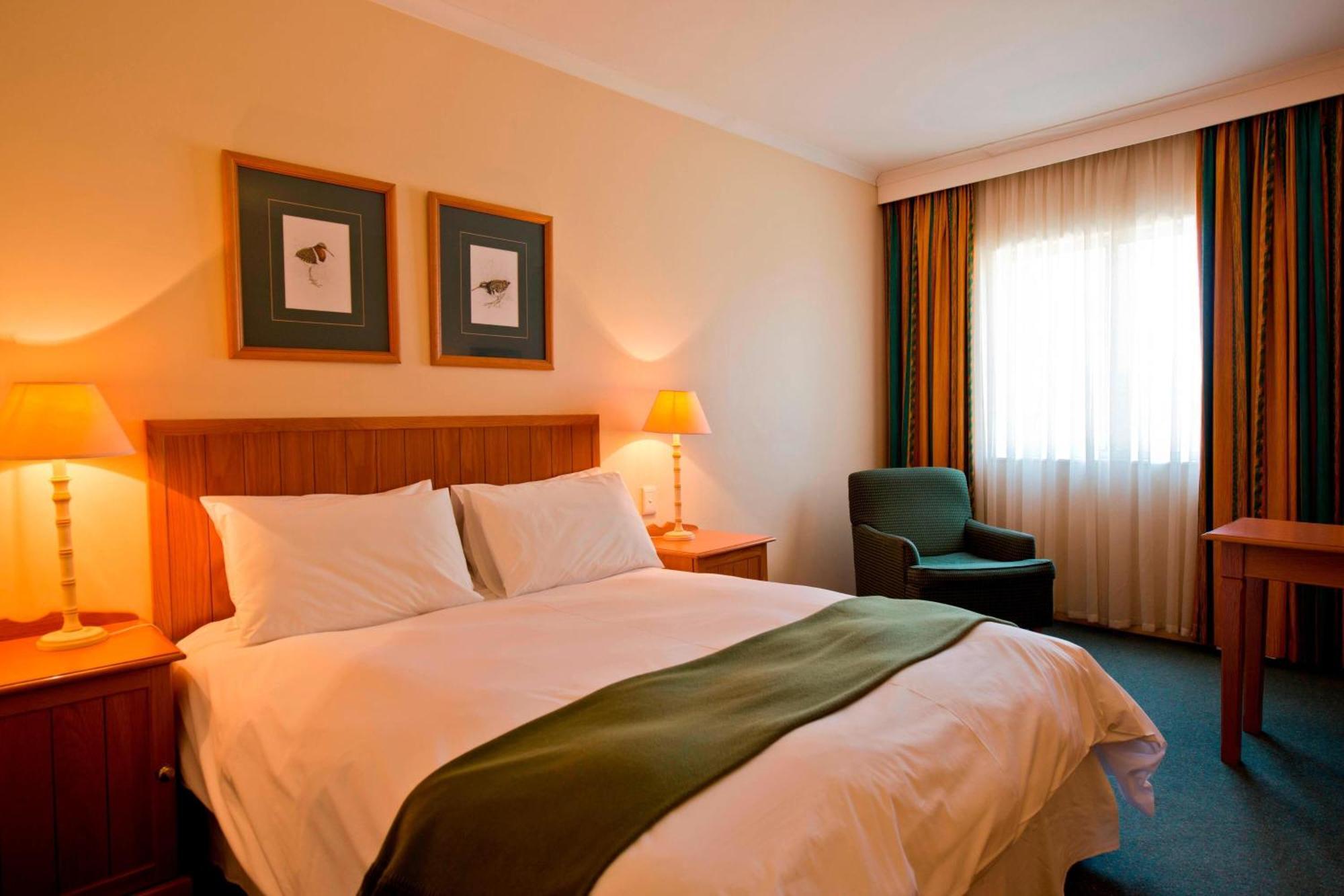 Protea Hotel By Marriott Ondangwa Eksteriør billede