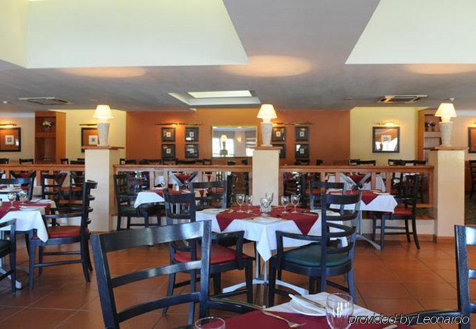 Protea Hotel By Marriott Ondangwa Eksteriør billede